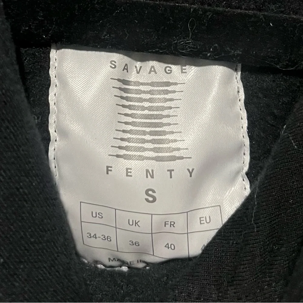 SAVAGE X FENTY- Black Slouchy Oversized Casual Hoodie Size S - Picture 4 of 4